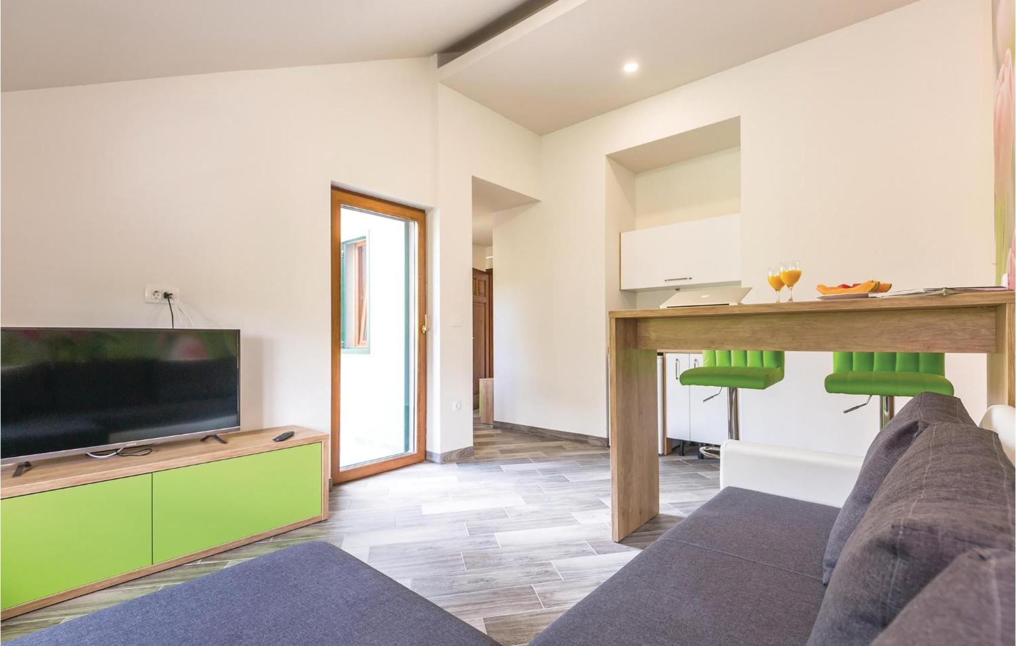 6 Bedroom Gorgeous Home In Zagvozd Ngoại thất bức ảnh